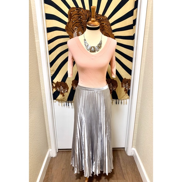 π Stylish leopard deco necklace - Picture 4 of 5